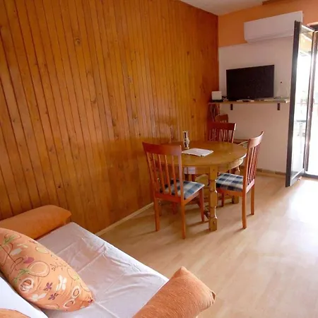 With A Parking Space Njivice, Krk - 21867 Apartment